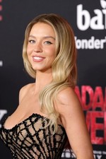 Sydney Sweeney 4 x 6 inch Celebrity Print Collectible Photo 100283