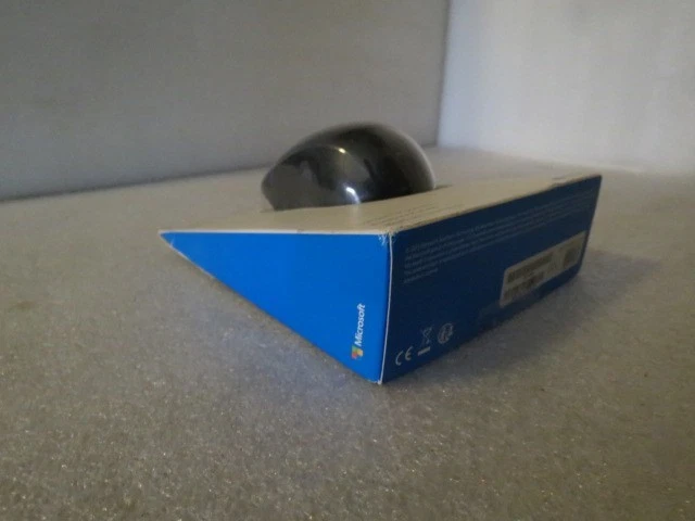 Microsoft PN7-00001 Bluetooth Mobile Mouse 3600 Black - Image 2 of 4