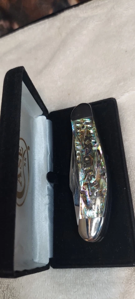 Case Xx 2003 TB Abalone Silver Script Tested XX 5 Blade Sowbelly. Only 150 made. - Image 3 of 4