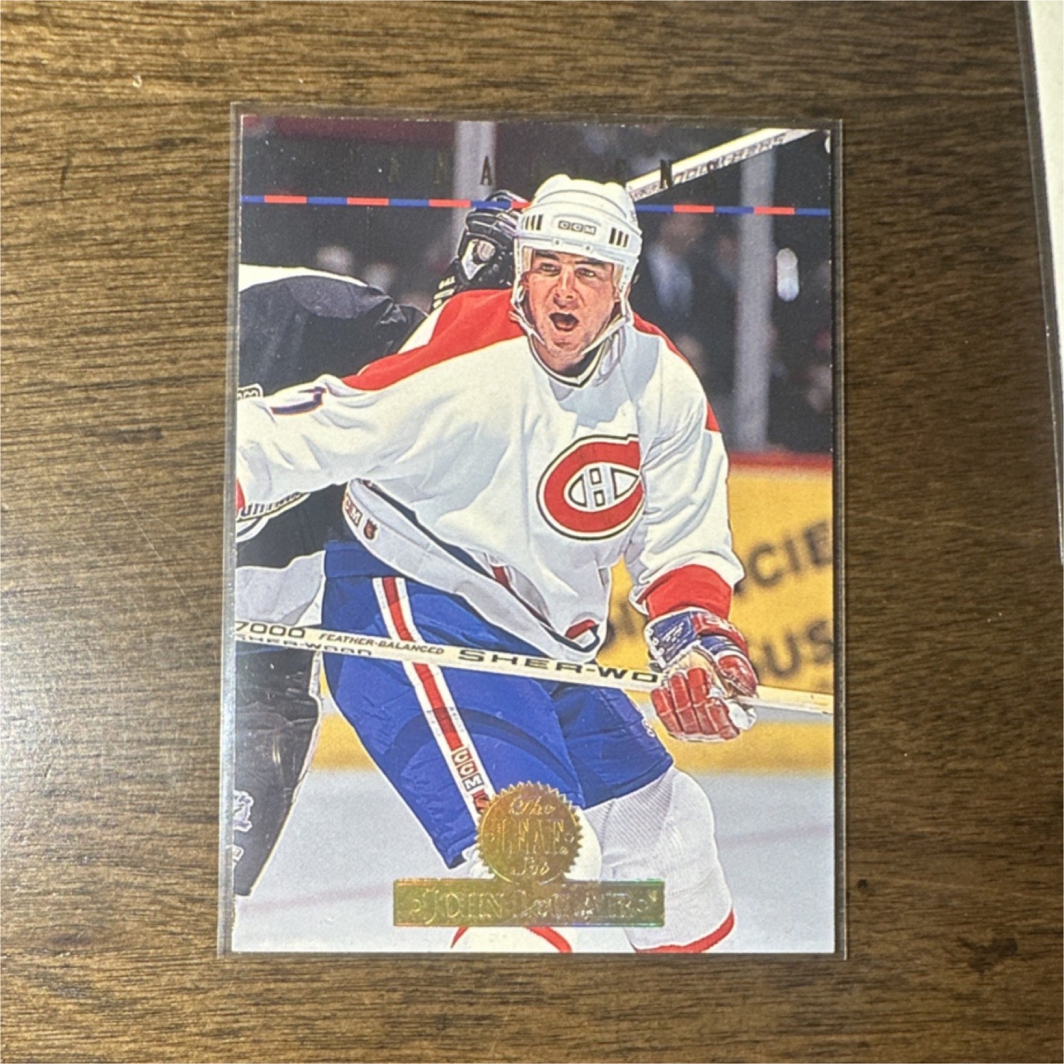 Donruss 1994-95 John LeClair #5 Montreal Canadiens Golden Leaf Card