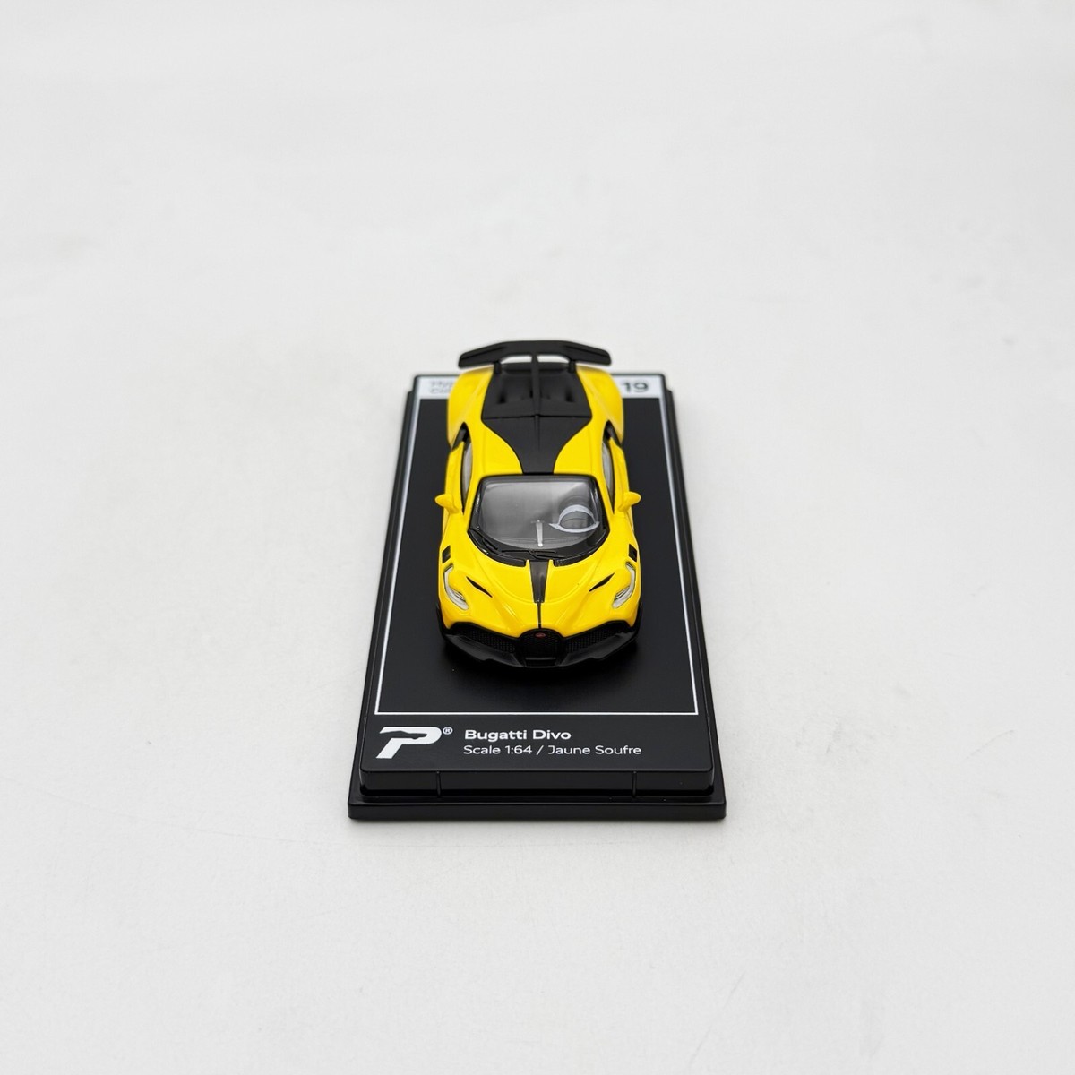 PosterCars 1:64 Bugatti Divo (Yellow) Hypercar League Collection