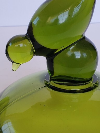 Vintage Mid Century Modern Viking Glass Long Tail Bird Candy Dish