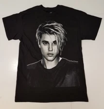 JUSTIN BIEBER WORLD TOUR CREWNECK CONCERT T-SHIRT BLACK SIZE L NWOT