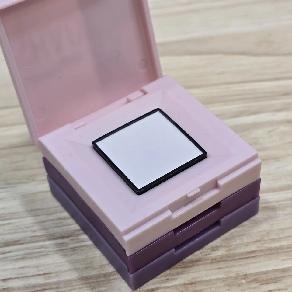 Maybelline Shadow Blocks Stacked Trio Eyeshadow # 40 Broadway & Prince St - Image 2 of 4