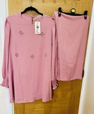 Pink/Silver with embalished co-ord set size L Beautiful and comfortable material