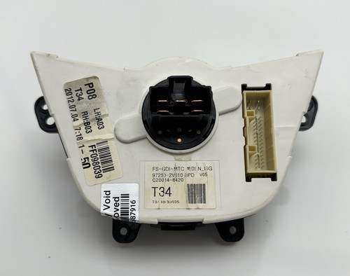 12-17 Hyundai Veloster Heater Temperature Control Unit 97250-2V010 BPD - Picture 4 of 5