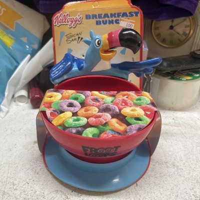 Kellogg s Team Toucan Sam Breakfast Bunch Froot Loops Cereal Bowl 2001 suction