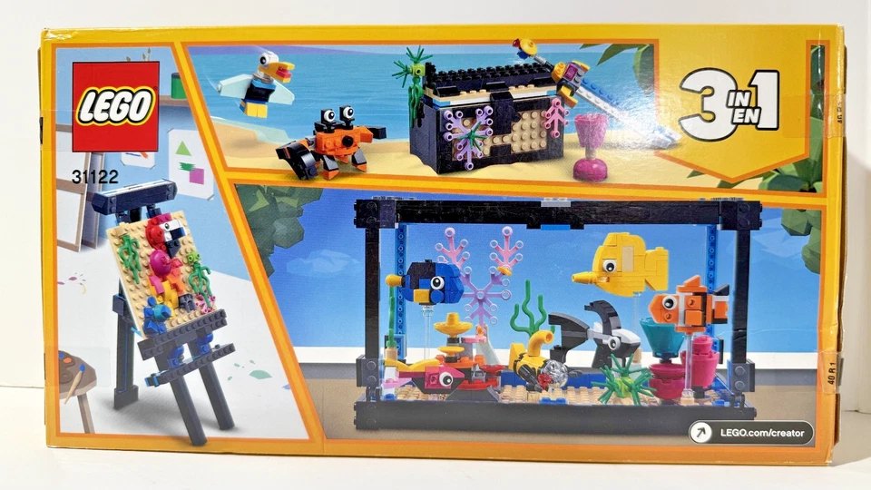 LEGO Creator 31122 Fish Tank 3in1 Set Shark Submarine Pirate NEW SEALED - Image 2 of 4