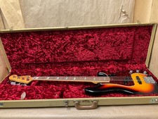 FENDER P-BASS PRO CLOSET CLASSIC (B42013925)