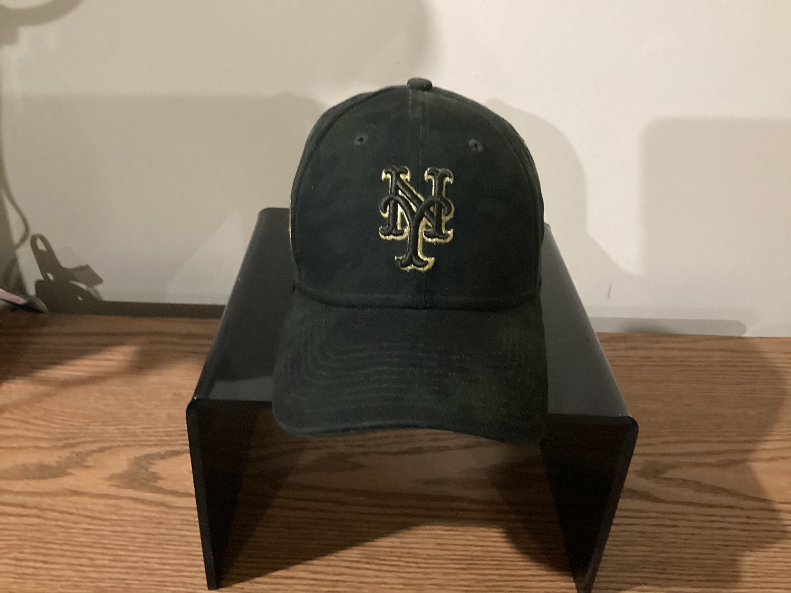 Picture 1 of 5