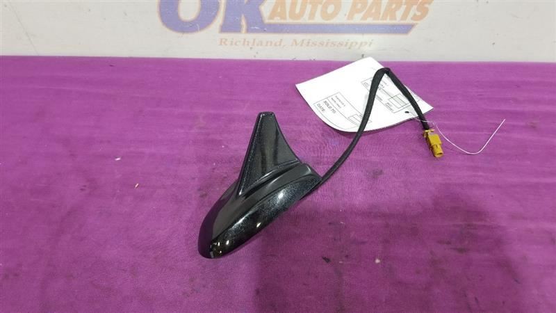 14 2014 MASERATI QUATTROPORTE OEM ROOF MOUNTED SHARK FIN ANTENNA BLACK 