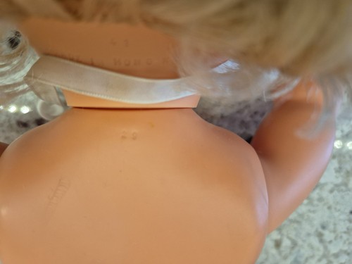 Tiny Tears 16 Inch Baby Doll Vintage 1980's With Follow You Eyes - Picture 23 of 24