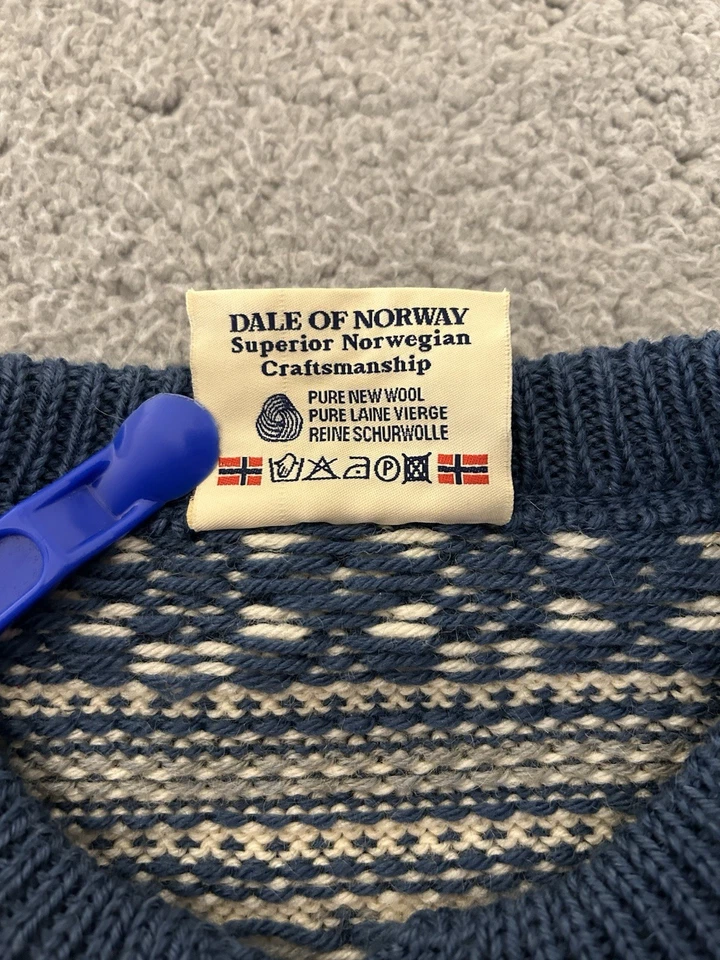 Dale of Norway Wool Cardigan Sweater Cream Blue Medium Snowflake - Image 3 of 4