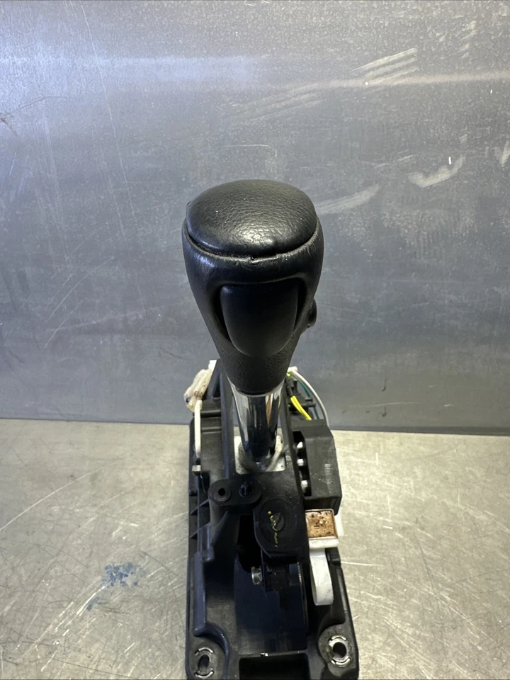 Nissan Pathfinder 2013-2020 transmisión automática conjunto de palanca de cambios de piso OEM Foto 4 de 4