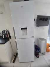 Beko CFP3691DVW Fridge Freezer