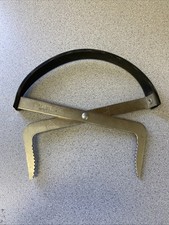 Plews 70-037 Battery Lifting Tool Made In USA - Battery Removal And Installation