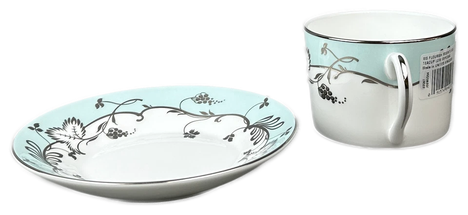 Juego de 2 tazas y platillos Wedgwood Flourish Robin's Egg Martha Stewart Inglaterra nuevos con etiquetas Foto 3 de 4