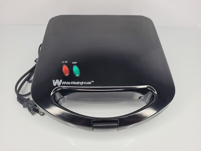 White-Westinghouse Belgian Waffle Maker Black Model #WWM2000 *No Box*