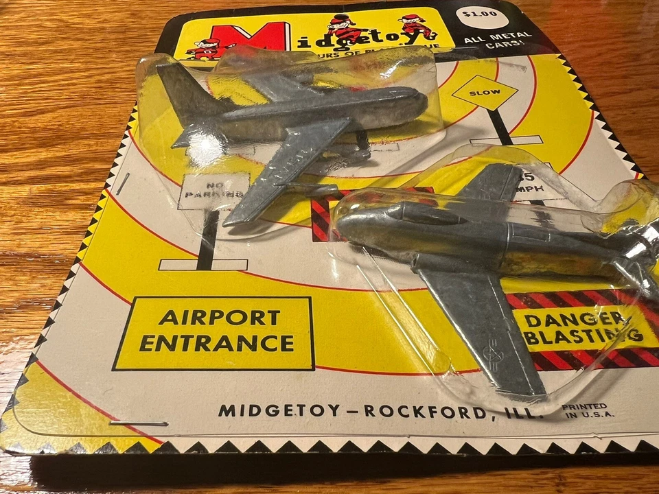 JUEGO AEROPUERTO Midgetoy 2 Jet Nuevo En Paquete Percha Estante Foto 4 de 4