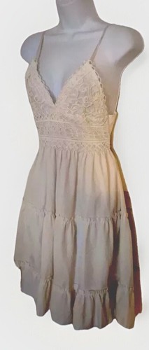 White V-Neck Spaghetti Strap Tie Back Ruffle Sundress - Size Small