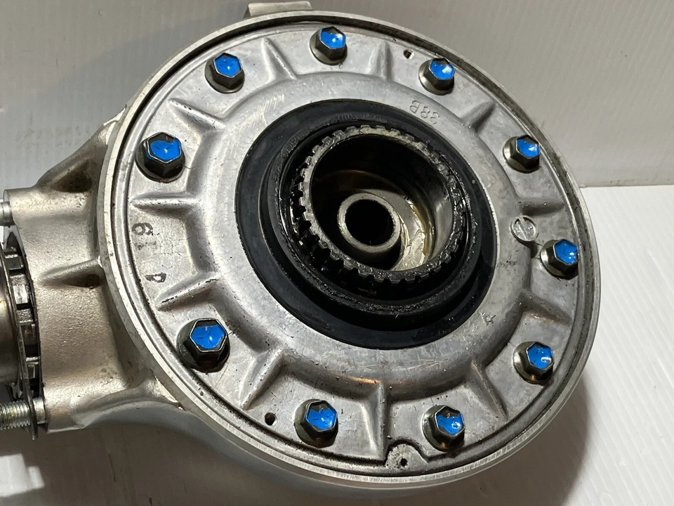 2005 Suzuki Boulevard Vl 1500 (C90) Driveshaft With Differential (OEM) Foto 3 de 4