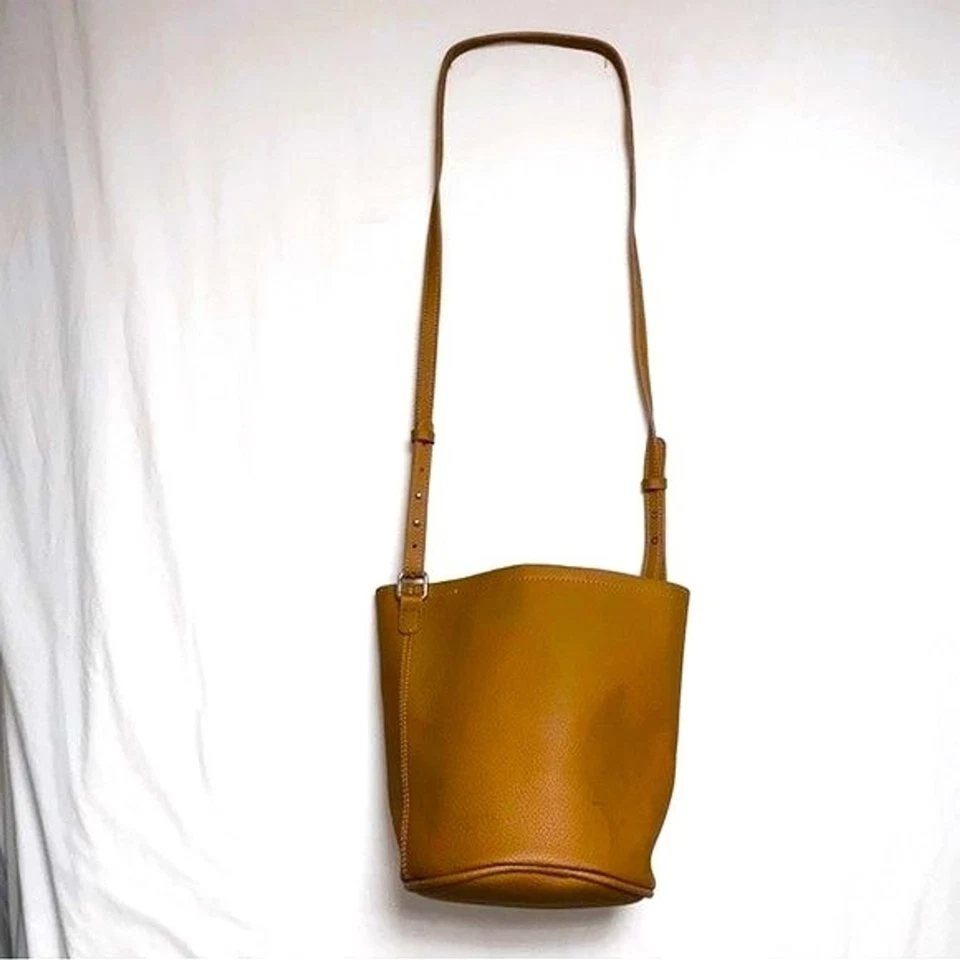 BOLSO DE MANO REPUBLIC Bolso Bandolera/Hombro Minimalista Marrón Correa Ajustable Foto 3 de 4