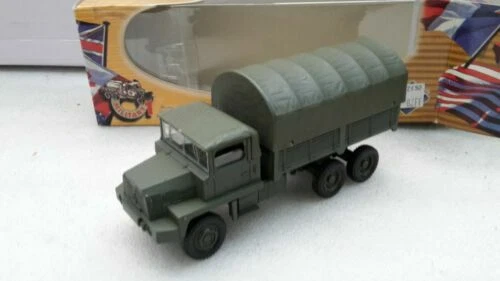 Camions militaires miniatures Solido Berliet