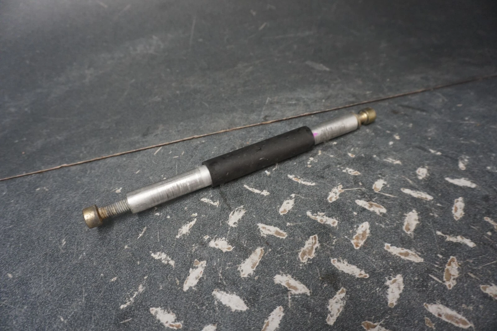 2001-2009 MXZ 600 Grand Touring Ski-Doo OEM Front Limiter Strap Axle Shaft Ass'y