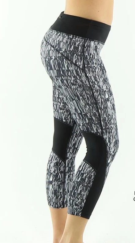 NIKE DRI-FIT MUJER POWER RUNNING CROPS NEGRO #821777-NUEVO CON ETIQUETAS Foto 3 de 4