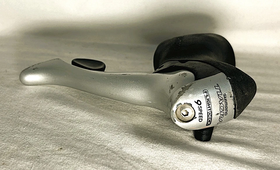 Shimano TIAGRA ST-4400 9 speed shifter brake lever combo road bike vintage xc - Image 4 of 4