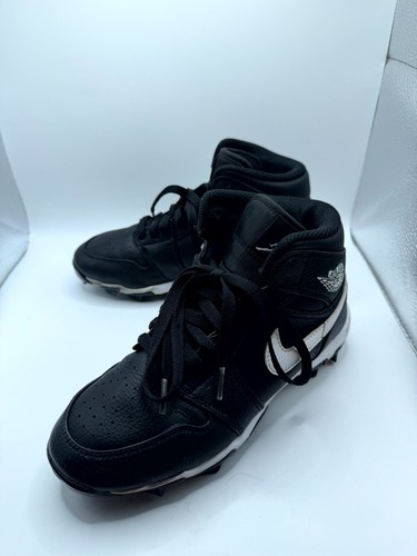 Nike Air Jordan 1 Mid GS HF6883-001 Boys 5.5 Black White Leather Football Cleats