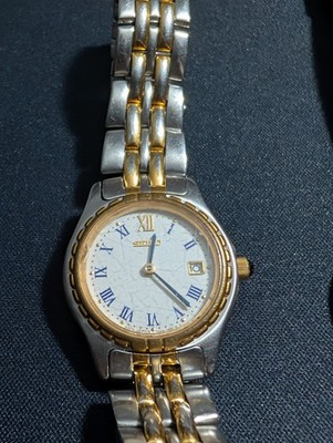 SEIKO WOMEN'S 25mm SILVER GOLD TONE WATER RESISTANCE STAINLESS STEEL
