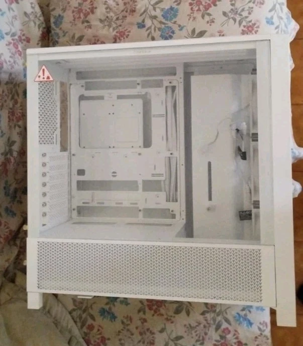 CASE Corsair FRAME 4000D RS ARGB White Tower ATX 2025 Nuovo 140mm X6 Ventola 120 - Immagine 4 di 4