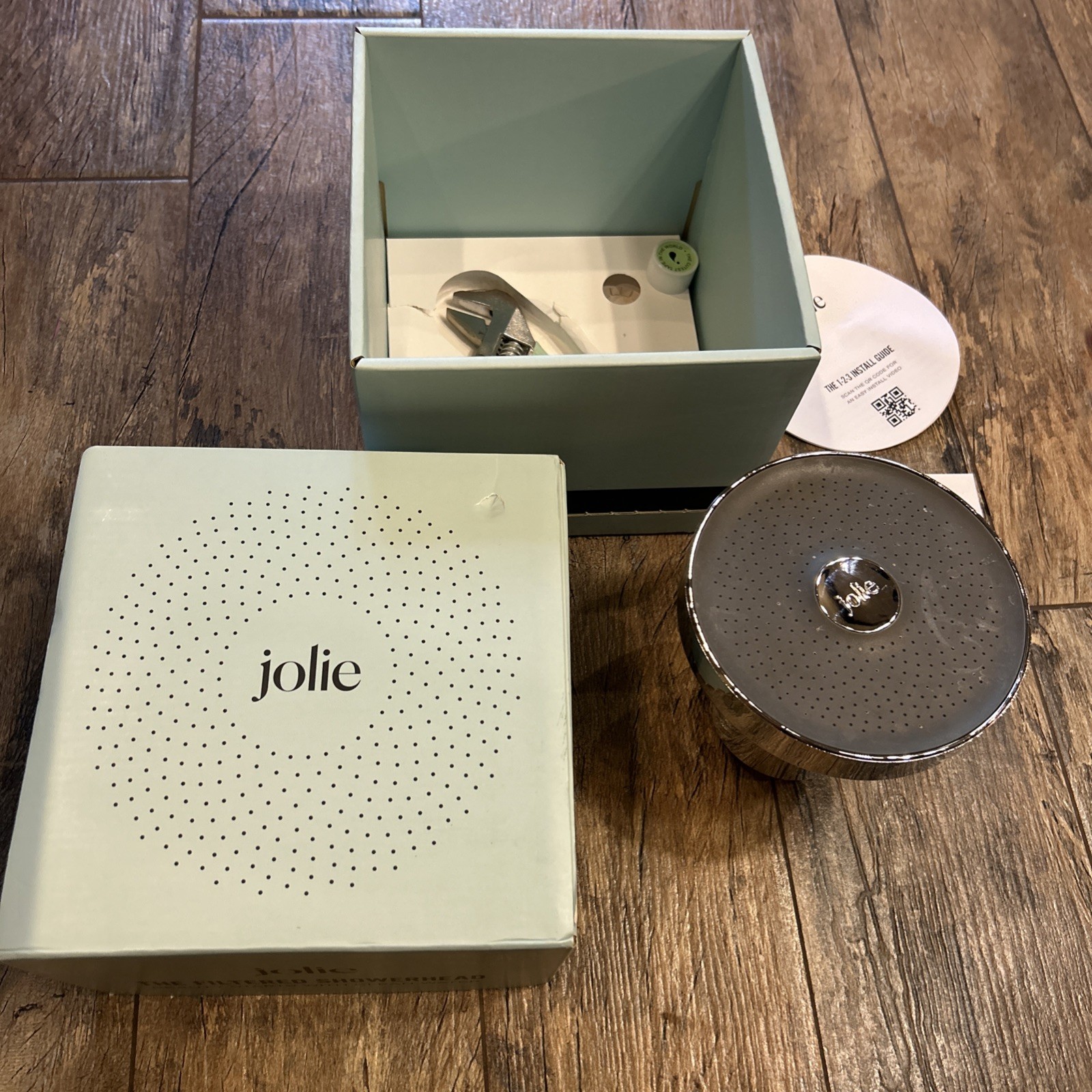 Jolie Filtered Showerhead in Modern Chrome Gently Used