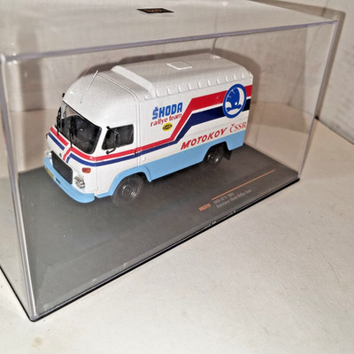 IXO 1:43 Avia A21F 1985 Assistance Skoda Rallye Team