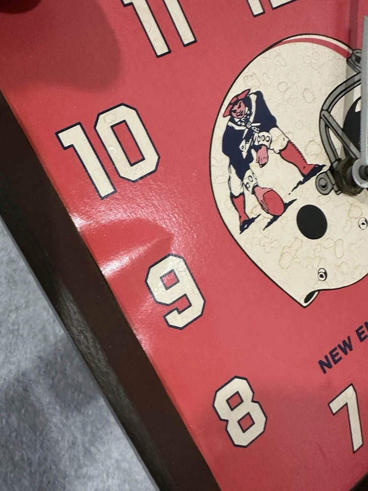 "Reloj de pared vintage de los New England Patriots NFL 9"" X 9"" - RARO" Foto 4 de 4