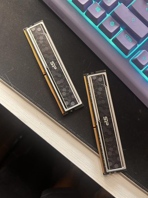 Silicon Power DDR4-3200 16GB (2x8GB) DIMM Desktop RAM Kit