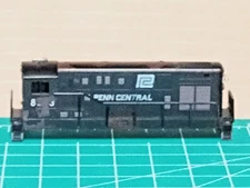 TRIX N SCALE FAIRBANKS MORSE FM DIESEL SHELL IN PENN CENTRAL ROAD NAME READ ALL