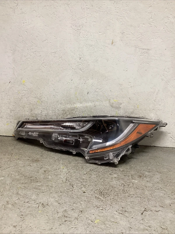 2020-2022 Toyota COROLLA LEFT LH DRIVER SIDE HEADLIGHT OEM JAPAN SINGLE BEAM
