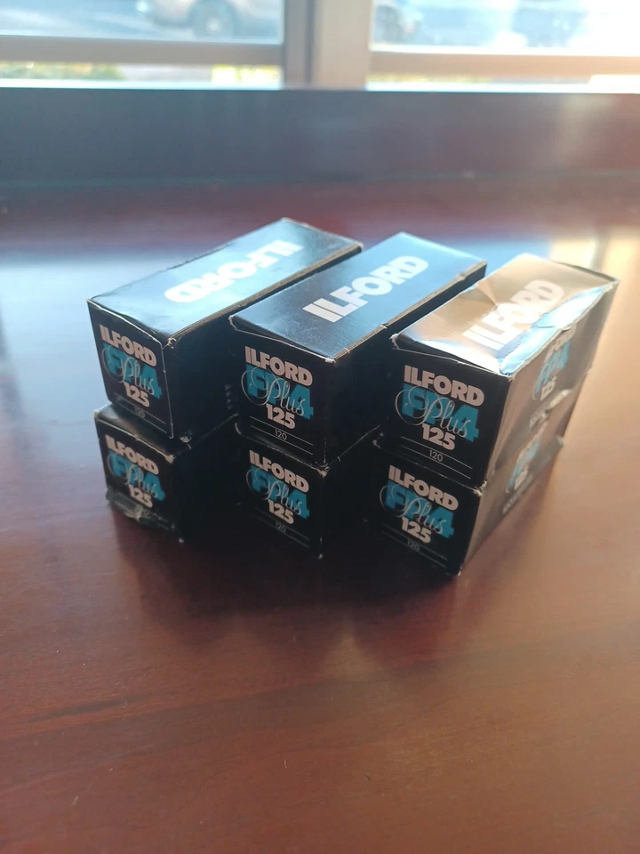 6x Ilford FP4 Plus 🔴 Black & white print film 120 ISO 125/22 EXPIRED 03 /2002 - Image 3 of 4
