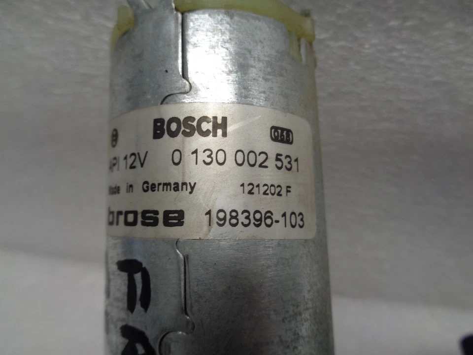 DK810334 01-09 VOLVO S40 ASIENTO DELANTERO DERECHO AJUSTE POSICIÓN MOTORES OEM Foto 3 de 4