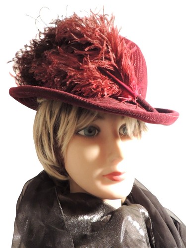 Vntg Jack McConnell Ivory Red Feather Pearls Stones  display picture 3