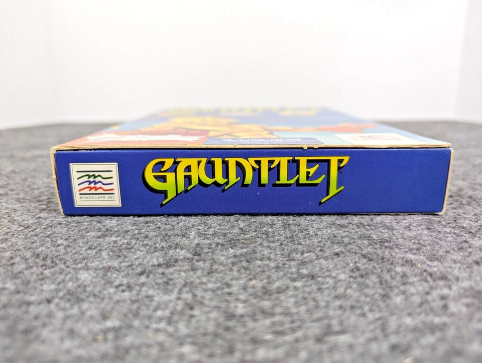 CIB Gauntlet Big Box PC IBM Tandy 5.25" Floppy Disk Folio - Mindscape - EUC - Image 4 of 4