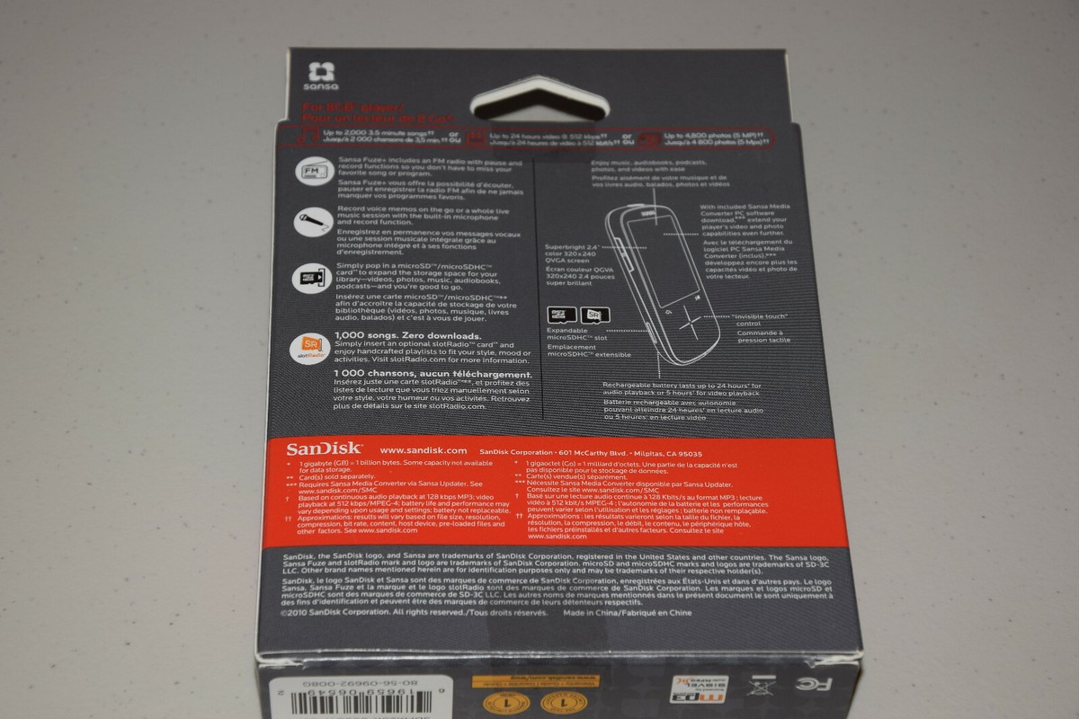 SanDisk Sansa Fuze+ White 8GB Digital Media MP3 WMA Player SDMX20R