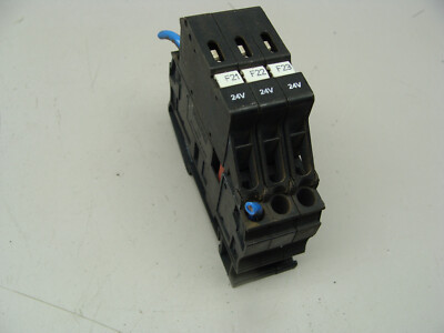 BANK OF 3 PHOENIX CONTACT ST4-HESI (6,3 X 32) FUSE HOLDER TERMINAL BLOCKS 24V