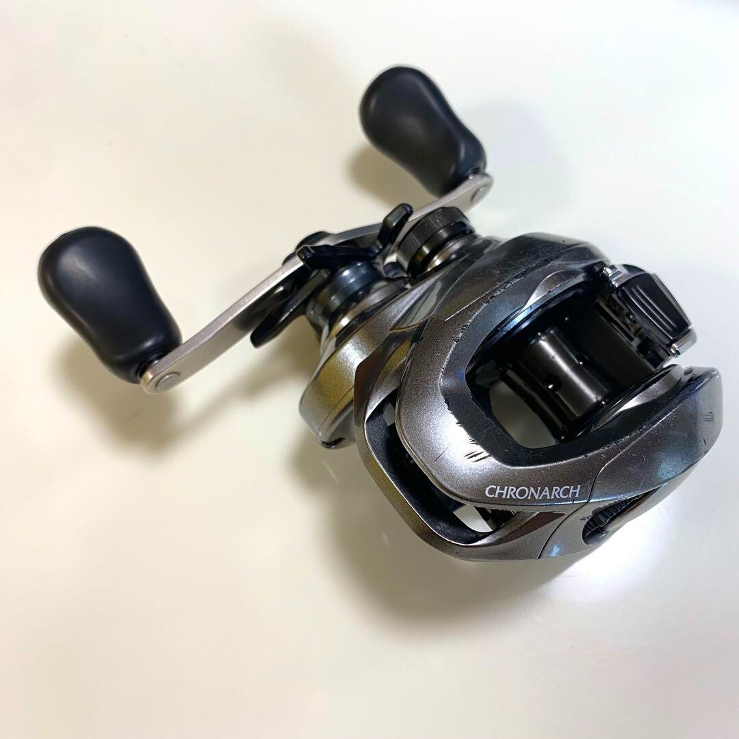 リール SHIMANO CHRONARCH 150 Shimano Chronarch 150 MGL Casting Reel - Right Handed
