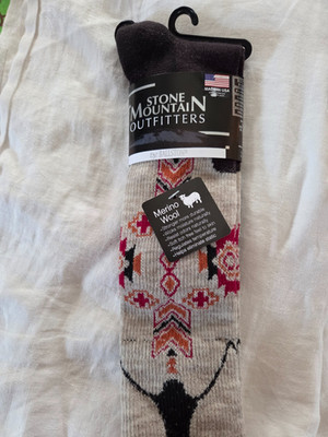 STONE MOUNTAIN OUTFITTERS Ballston 70% MERINO Wool SOCKS Sz M Woman 6-10 Men 5-9