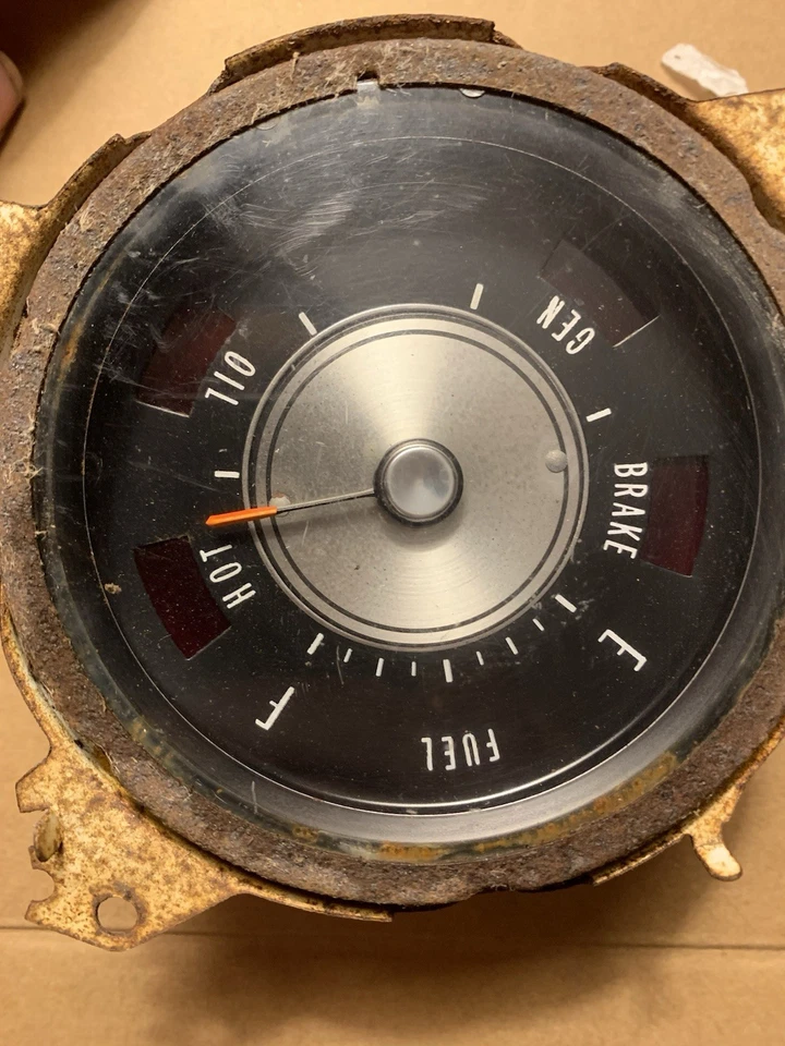 1970 1971 1972 Oldsmobile 442 Cutlass F85 Dash Fuel Gas Gauge GM OEM - Image 3 of 4