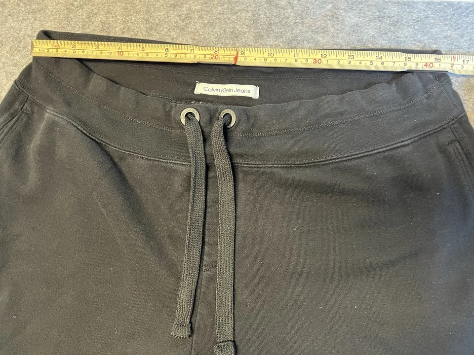 Pantalones cargo CALVIN KLEIN JEANS para hombre talla XL negros  Foto 4 de 4