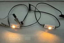 LGB 68333 - 24 Volt Flat Connector Interior Lighting Kit with Shade - Set of 2